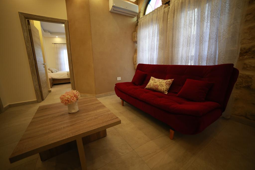 Asamina Boutique Hotel Тир Экстерьер фото