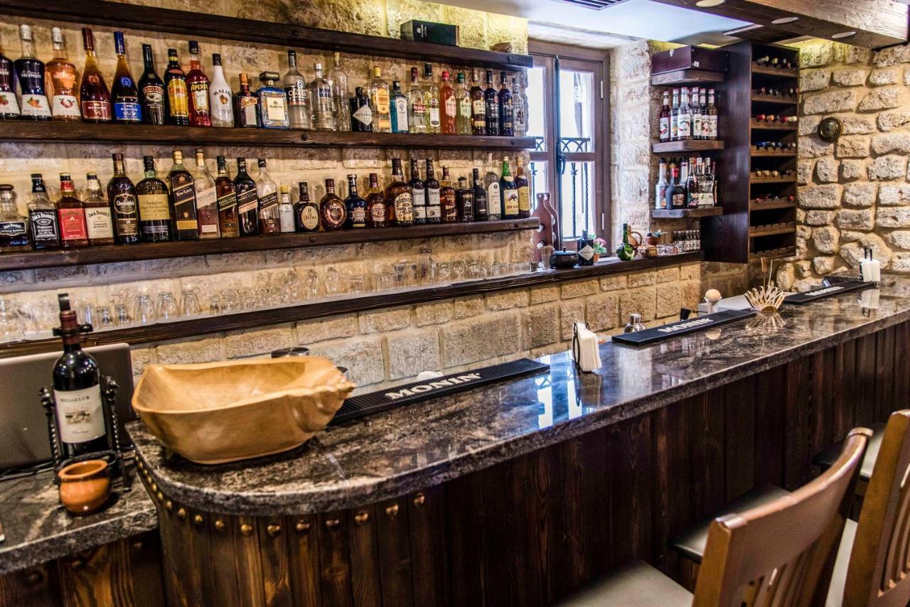 Asamina Boutique Hotel Тир Экстерьер фото