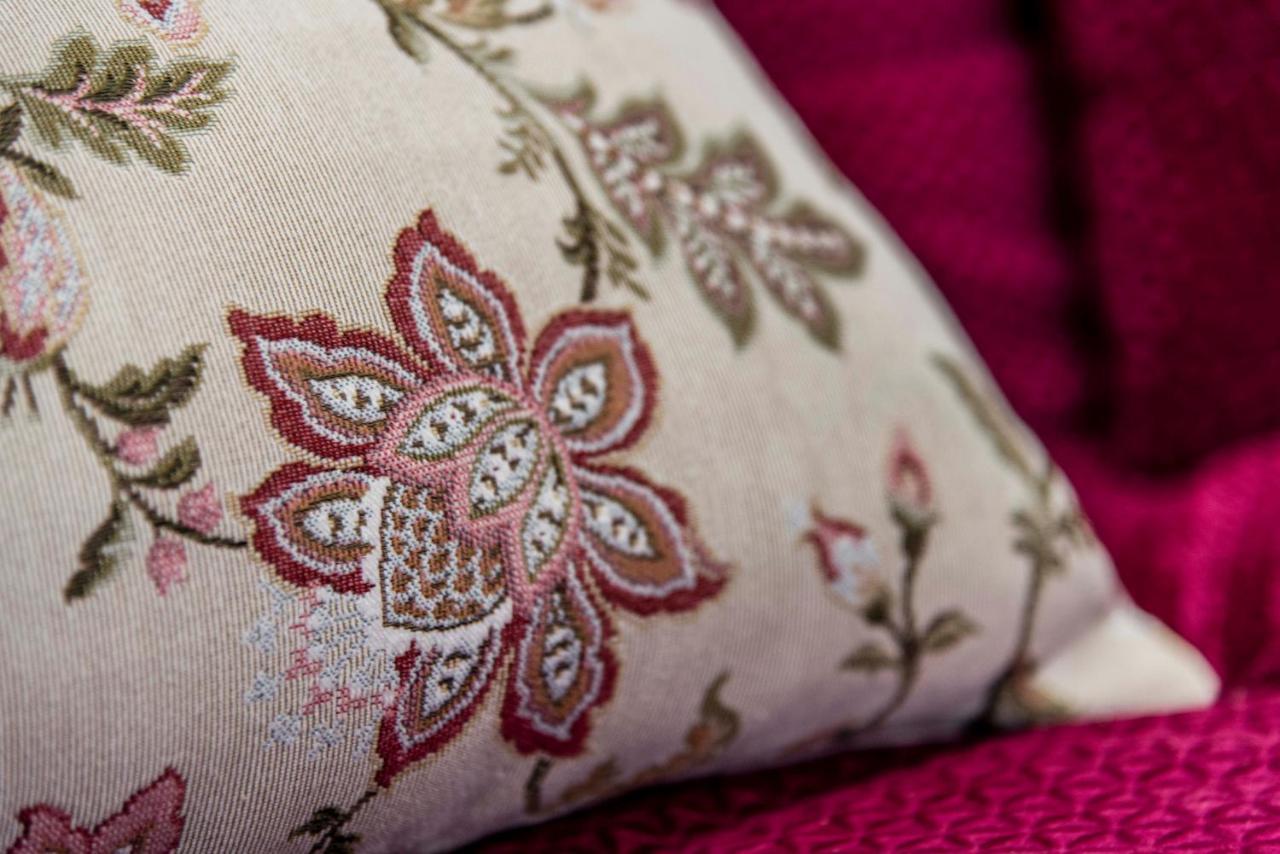 Asamina Boutique Hotel Тир Экстерьер фото