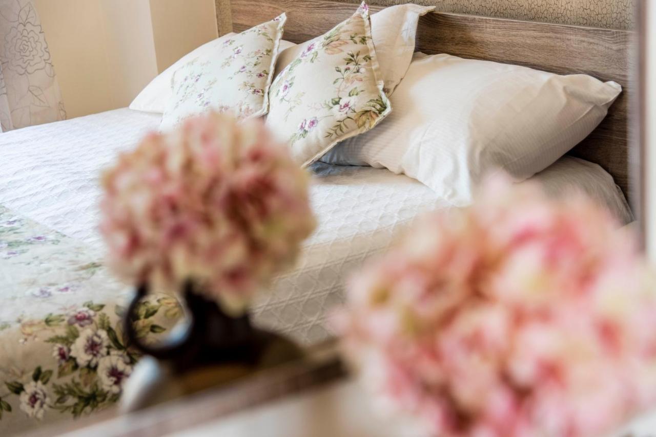 Asamina Boutique Hotel Тир Экстерьер фото