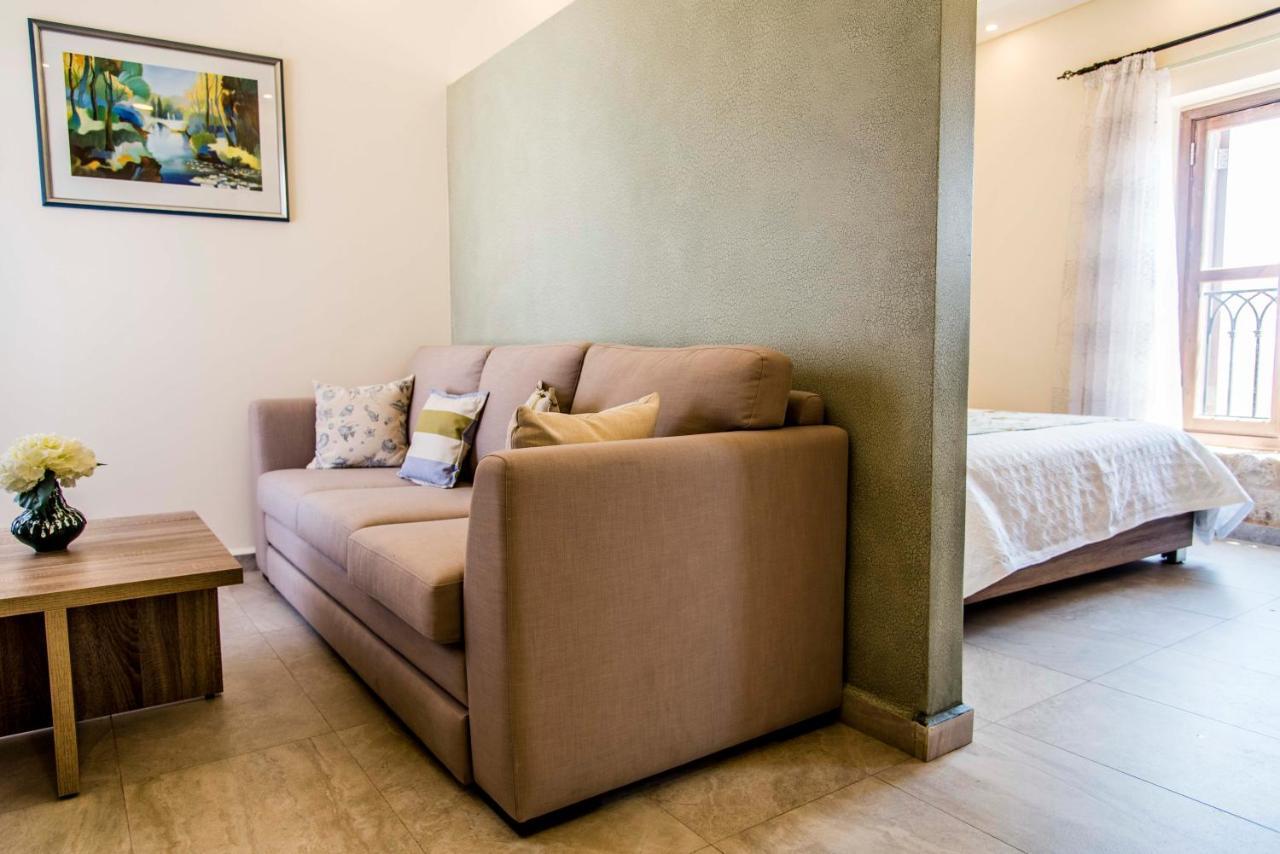 Asamina Boutique Hotel Тир Экстерьер фото
